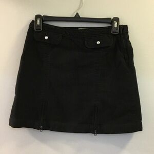 Old Navy size 14 black skirt with side zipper and 2 zippers at hem
